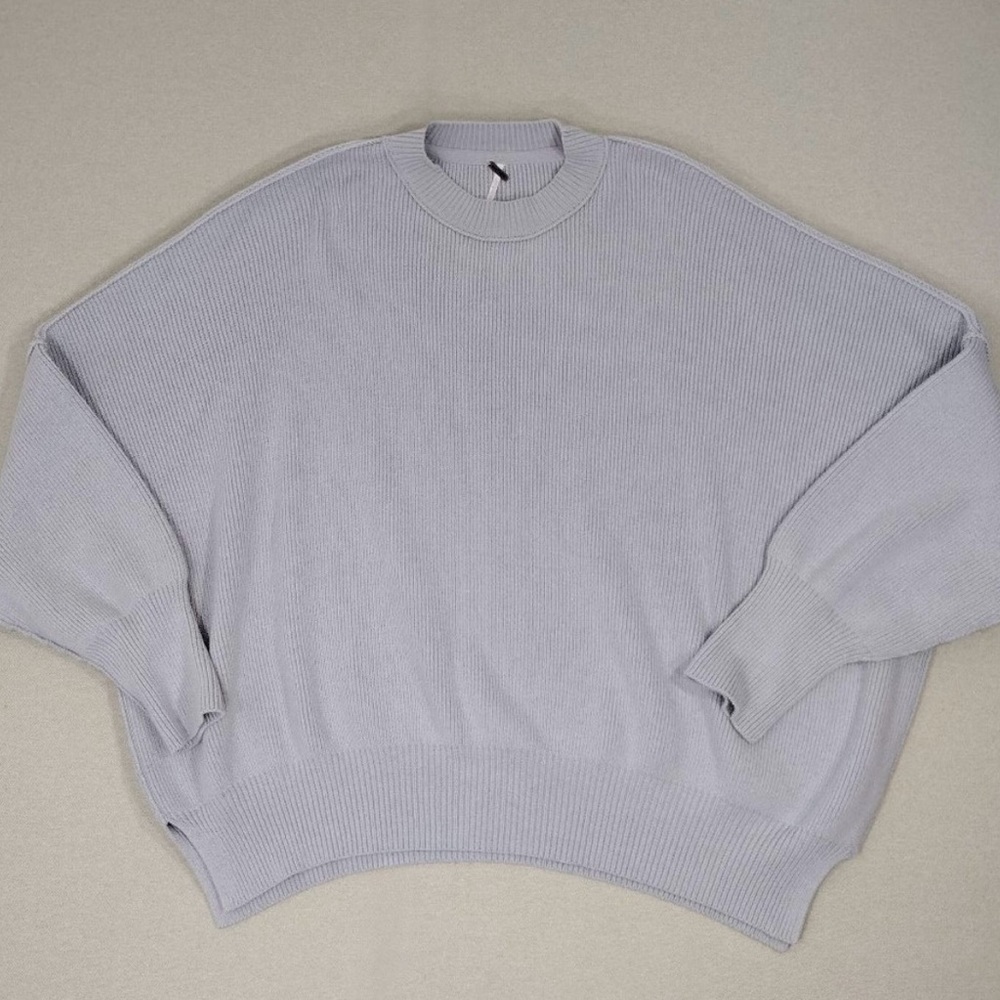 Free People Oversized Crewneck Sweater in Light Lavender